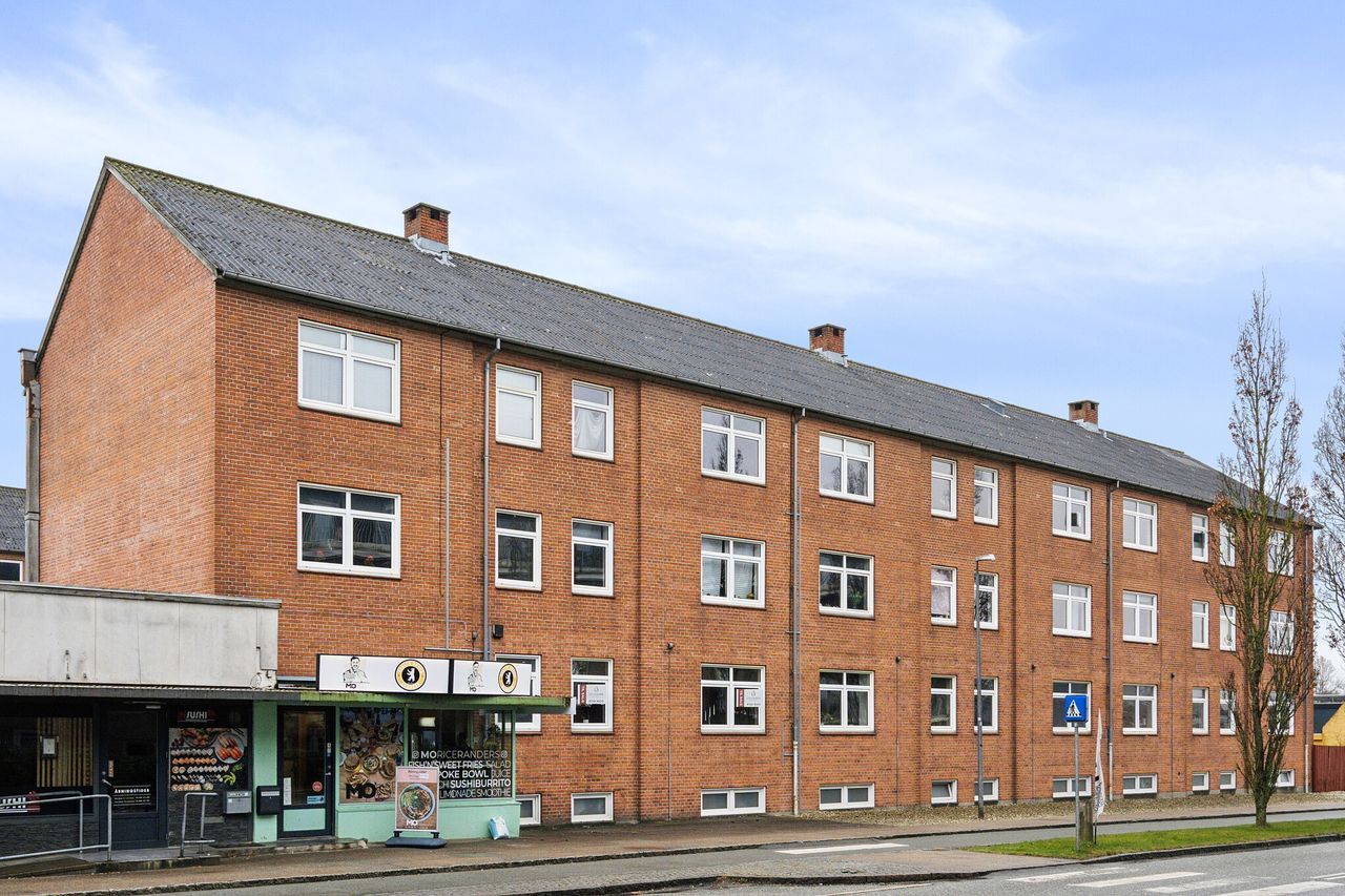 image 01